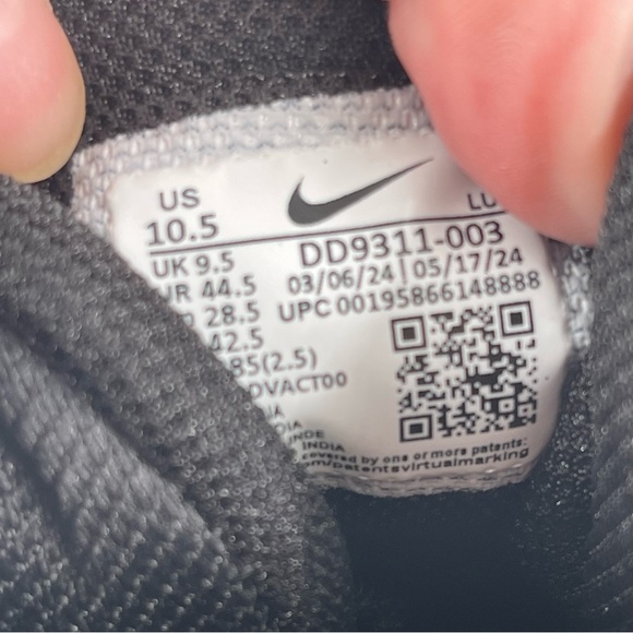 NEW! Nike Men’s Fly.By Mid 3 Black White Athletic Basketball Shoes - Size 10.5 - Picture 7 of 11